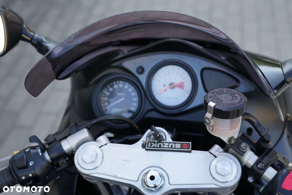 Suzuki SV - 18