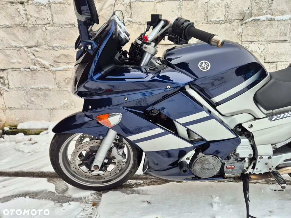 Yamaha FJR - 9