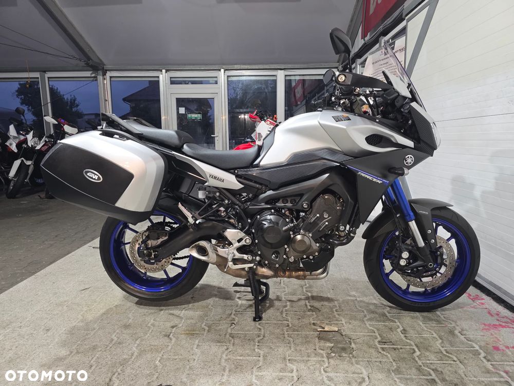 Yamaha MT - 22