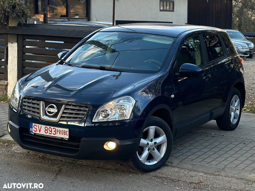 Nissan Qashqai 2.0 DCI 4 x 4 DPF Aut acenta - 1