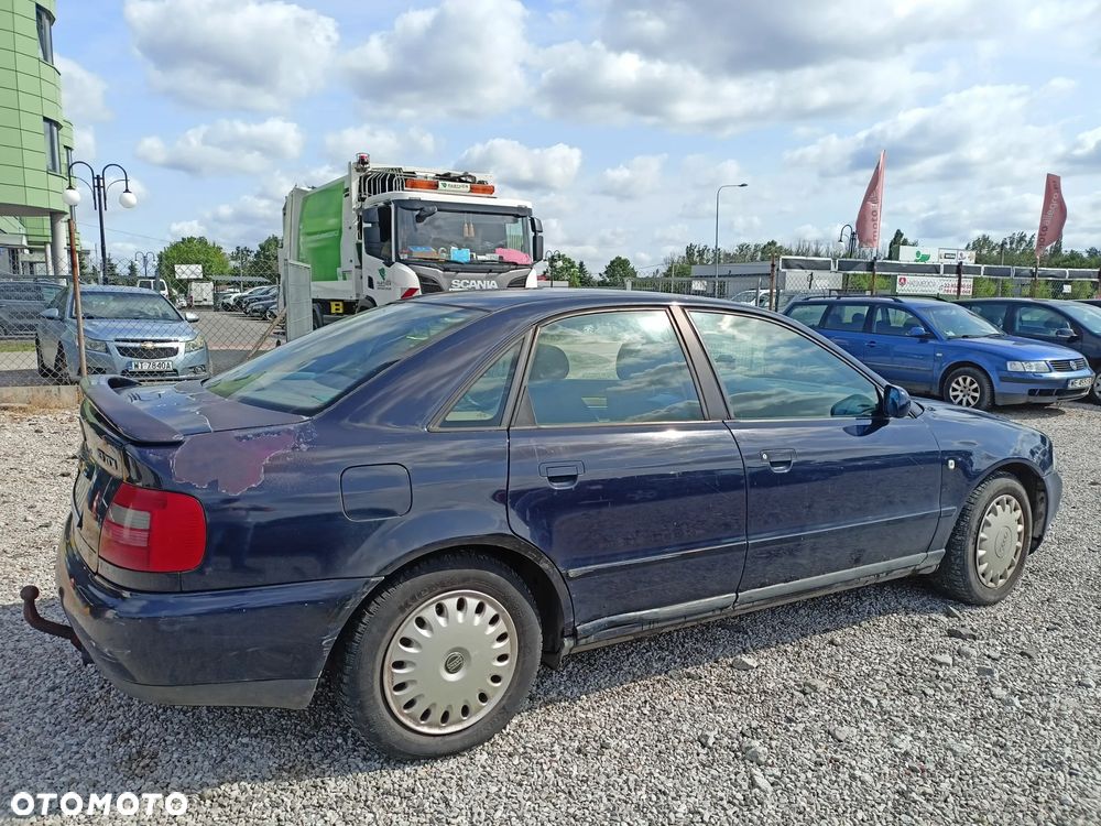 Audi A4 Limousine 1.9 TDI - 4