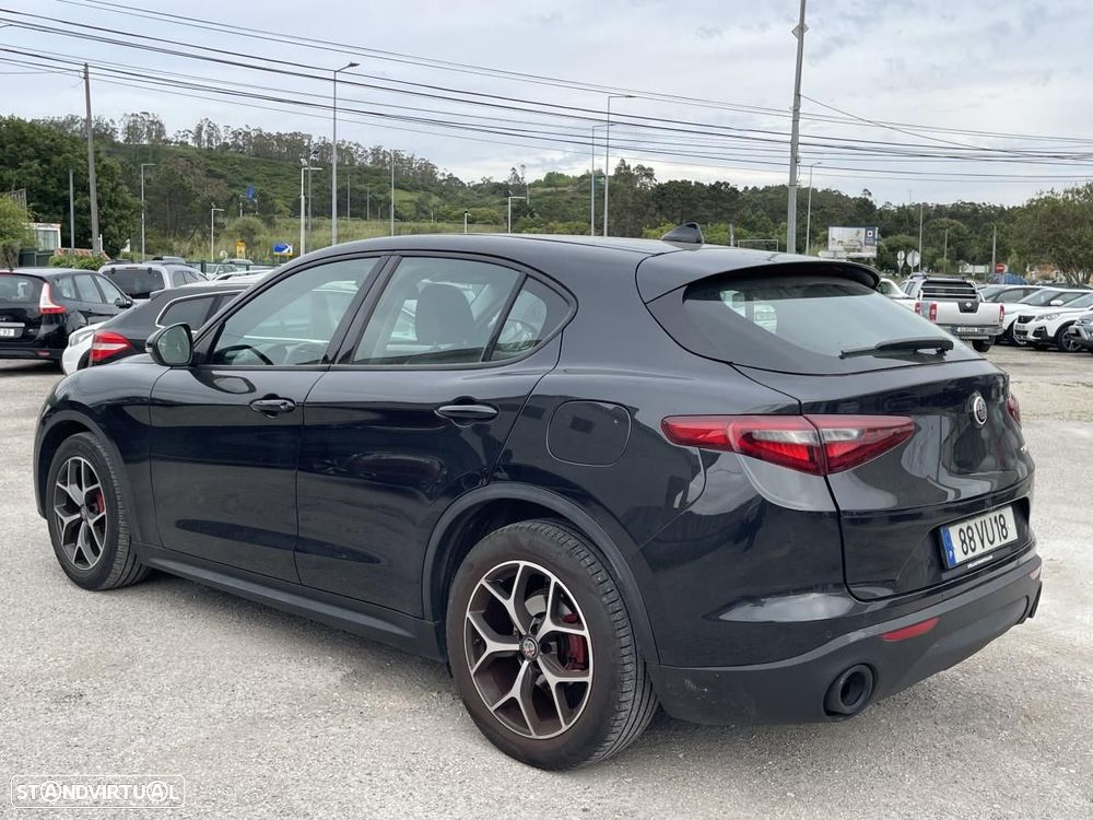 Alfa Romeo Stelvio 2.2 D Super AT8 - 8