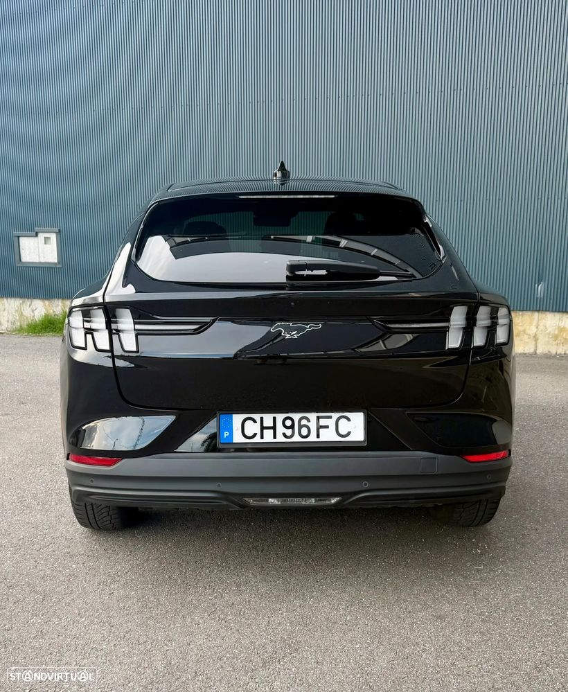 Ford Mustang Mach-E Standard - 18