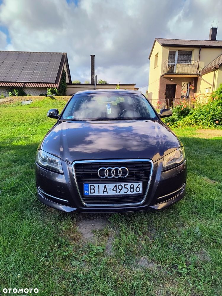 Audi A3 Sportback - 1