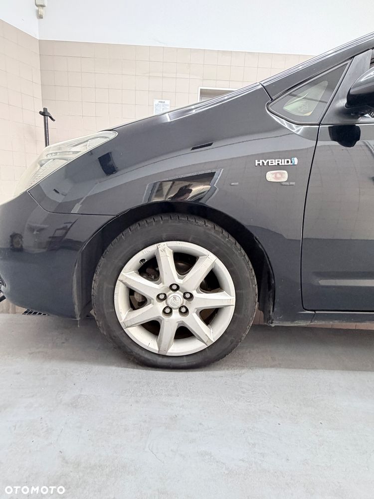 Toyota Prius 1.5 VVT-i Prestige - 10