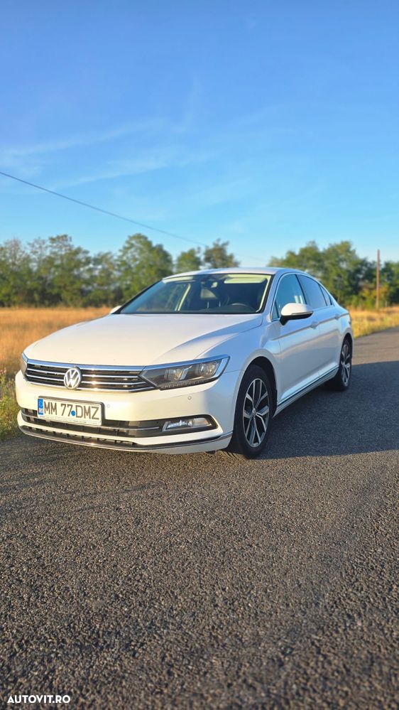 Volkswagen Passat 2.0 TDI SCR DSG Highline - 1