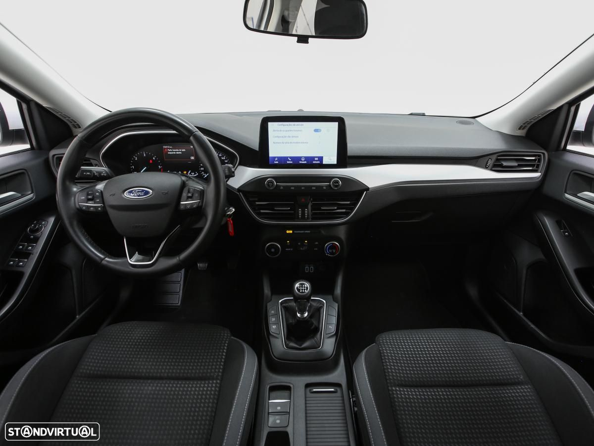 Ford Focus 1.5 TDCi EcoBlue Connected - 6