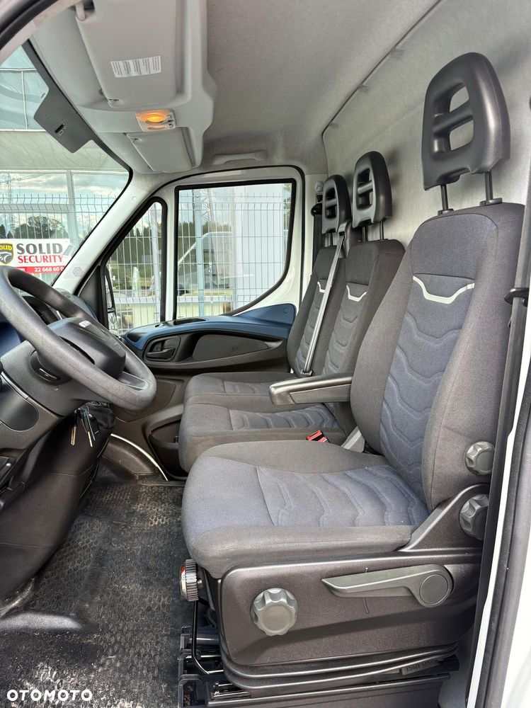 Iveco Iveco Daily 35S160, 2.3 160KM, L2H2, LED, HiMatic, Bardzo zadbane - 19