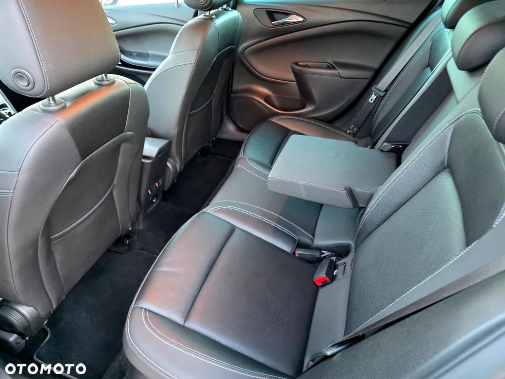 Opel Astra - 9