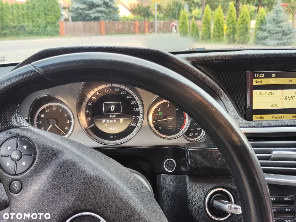 Mercedes-Benz Klasa E 200 CDI DPF BlueEFFICIENCY Automatik Avantgarde - 20