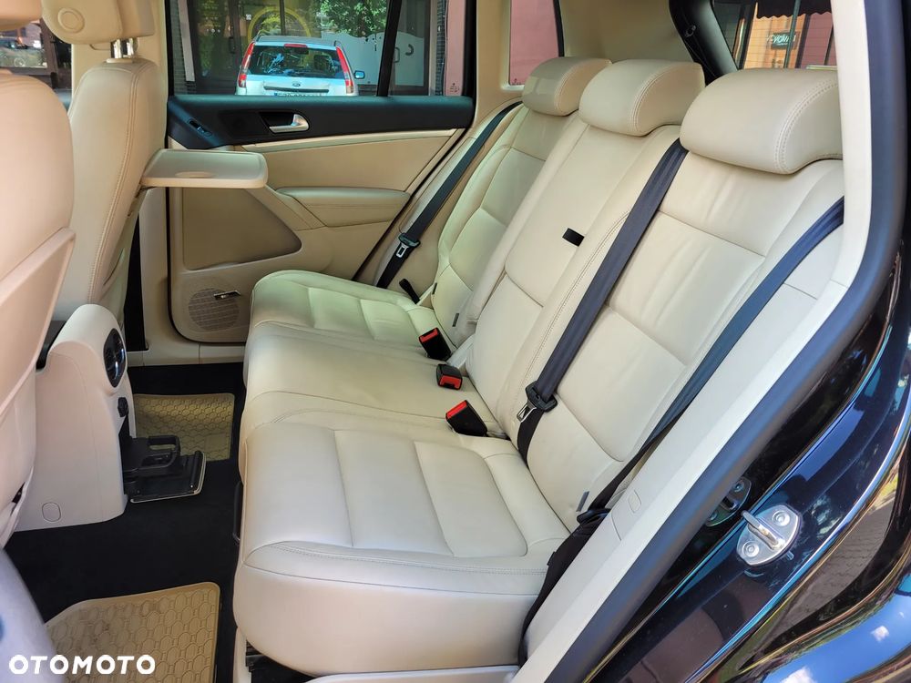 Volkswagen Tiguan 1.4 TSI Perfectline R-Style - 13