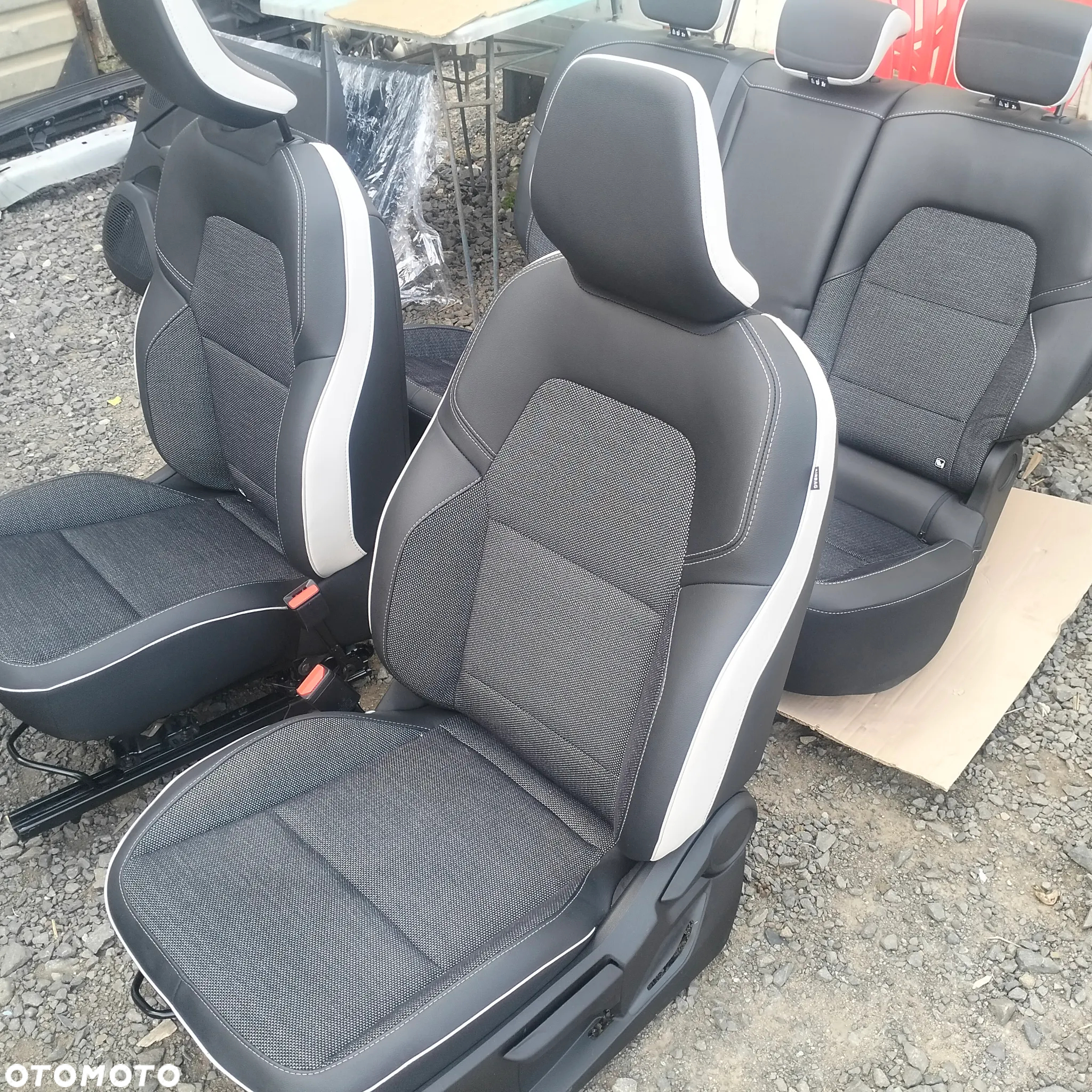 RENAULT CAPTUR 2 FOTELE KANAPA TAPICERKI - 2
