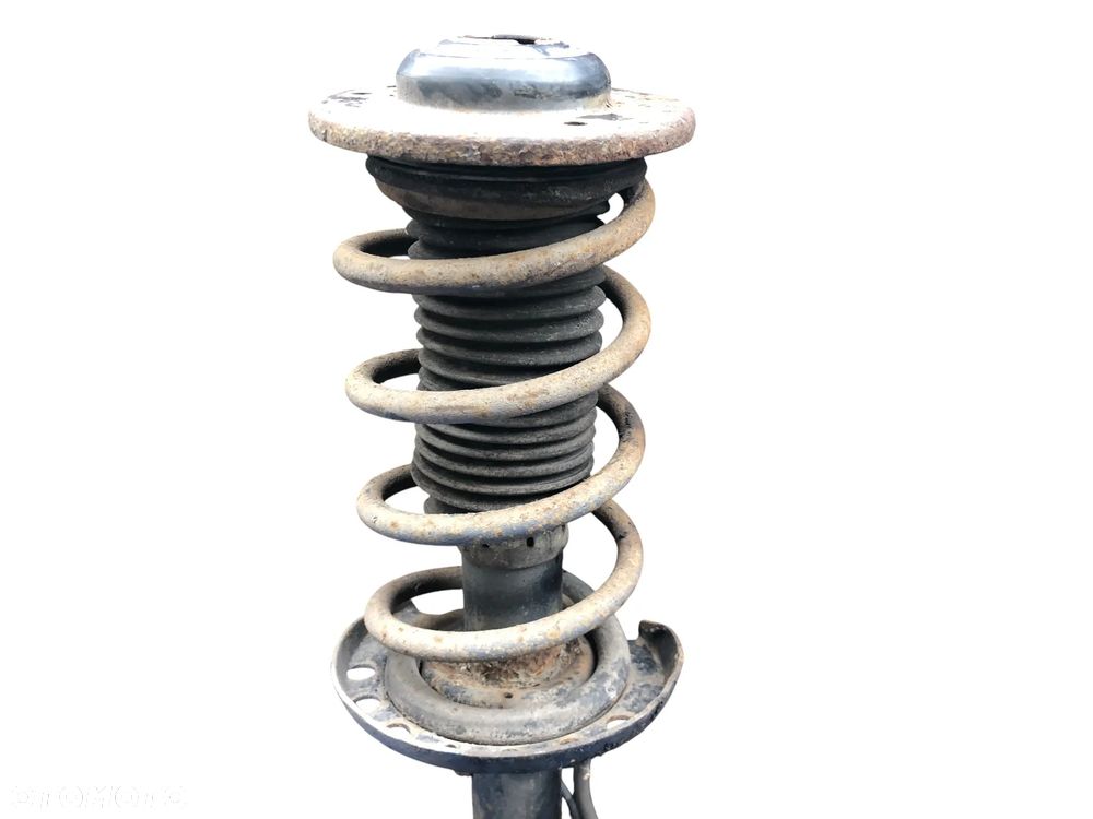 Zwrotnica Amortyzator McPherson Prawy i Lewy Przód Opel Vectra C 2.2 Benz (2002 – 2008) - Gwarancja Wysyłka - 2