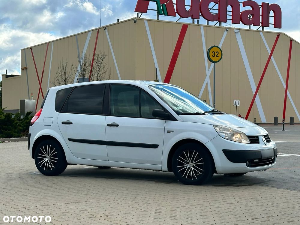 Renault Scenic 2.0 dCi 16V Infinity - 2