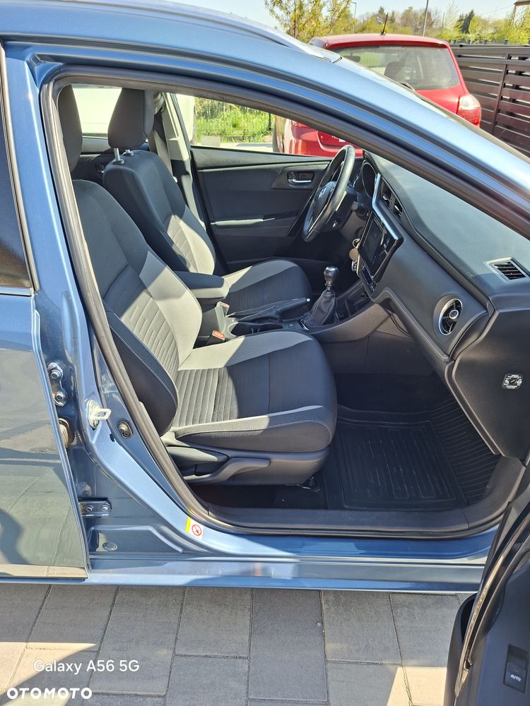 Toyota Auris 1.4 D-4D Premium Comfort - 12