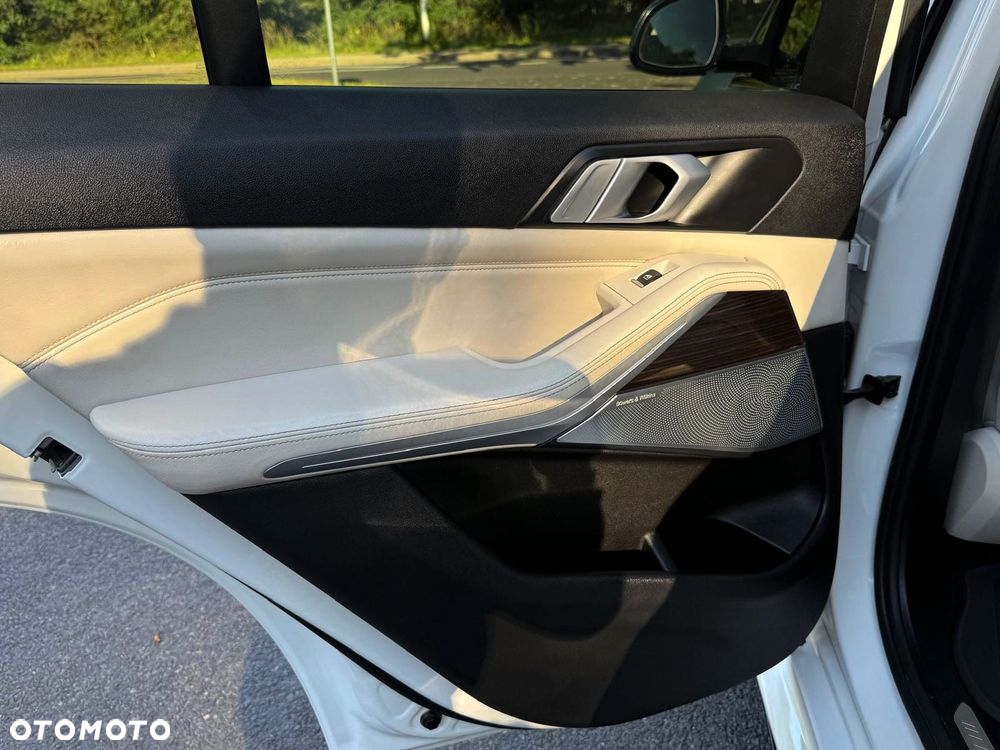 BMW X5 xDrive30d sport - 30