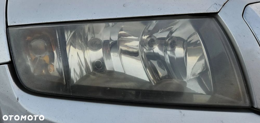 Skoda Fabia I 1 lift lampa przód przednia prawa EU - 1