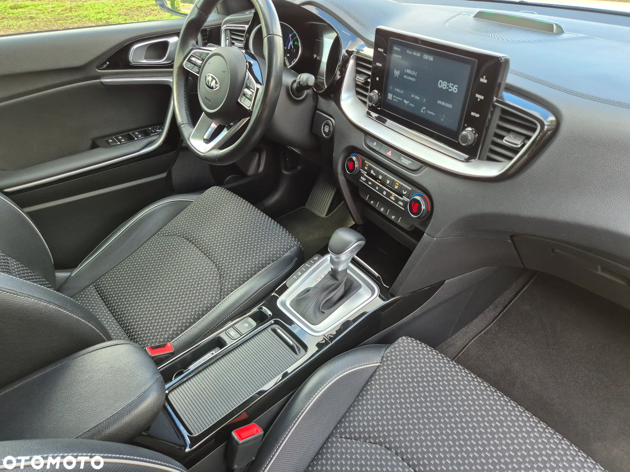 Kia XCeed - 15