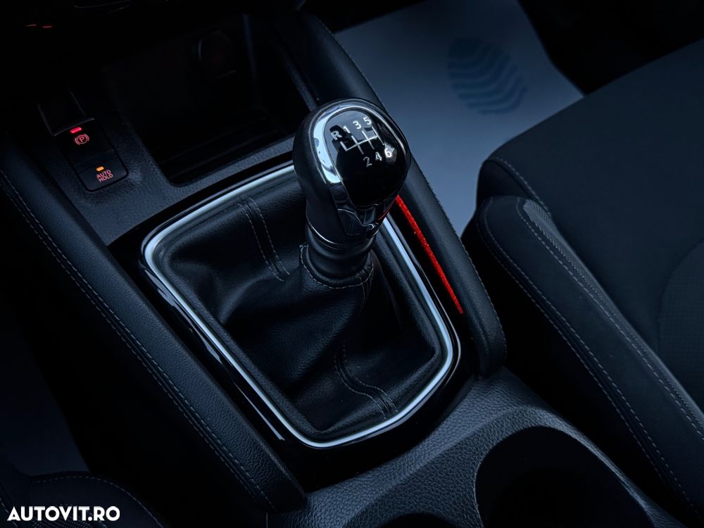 Nissan Qashqai 1.2 DIG-T TEKNA - 14