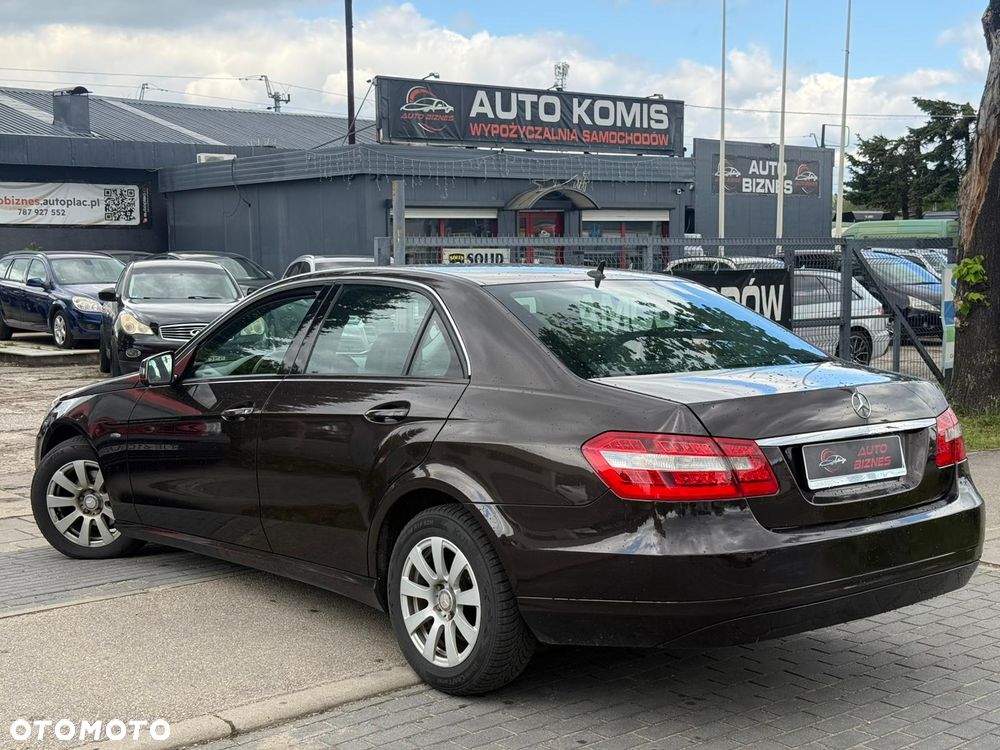 Mercedes-Benz Klasa E 200 BlueTEC 7G-TRONIC Avantgarde - 3