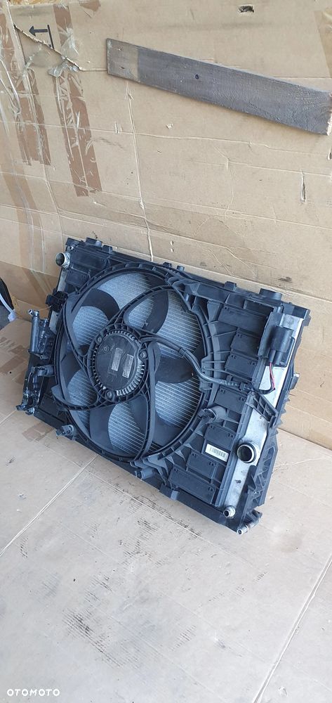 Pas przedni chłodnice wentylator BMW 6 E63 3.0 9410067 6931231 7548347 - 8