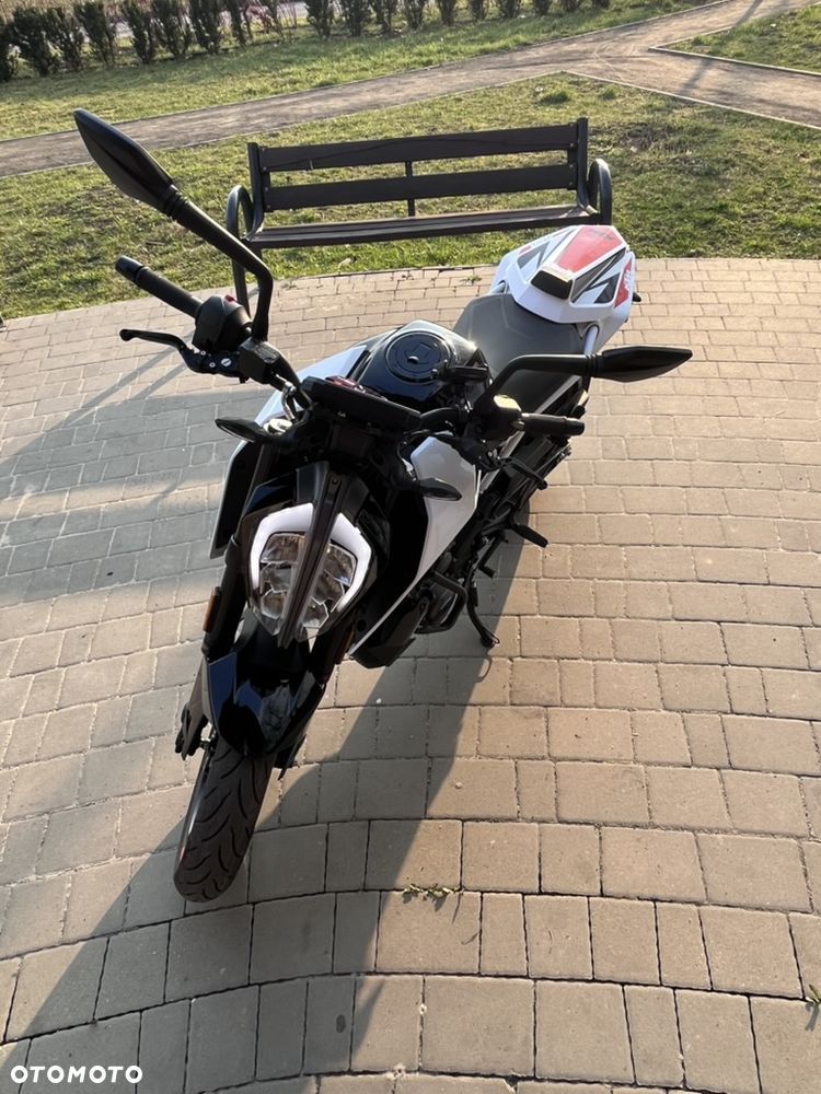KTM Duke 390 - 5