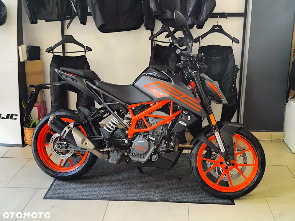 KTM Duke 125 - 9