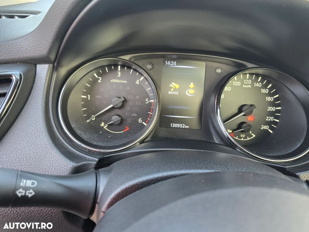 Nissan X-Trail 1.6 dCi Xtronic N-Connecta - 16