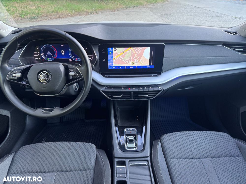 Skoda Octavia 2.0 TDI DSG 4X4 Style - 6