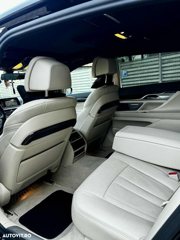 BMW Seria 7 730Ld - 12