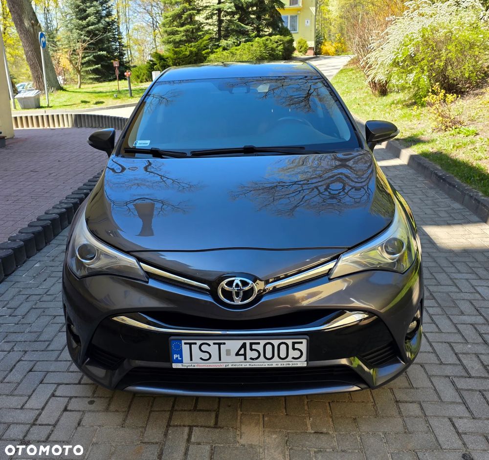 Toyota Avensis 2.0 D-4D Premium - 7