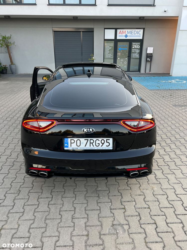 Kia Stinger 2.0 T-GDI L - 32