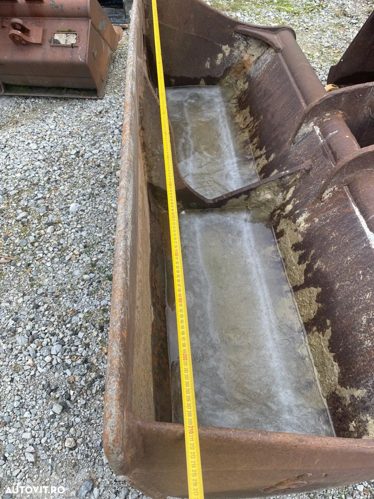 Cupa Taluz latime de 2100 mm pentru excavatoare de 25-35 tone - 4