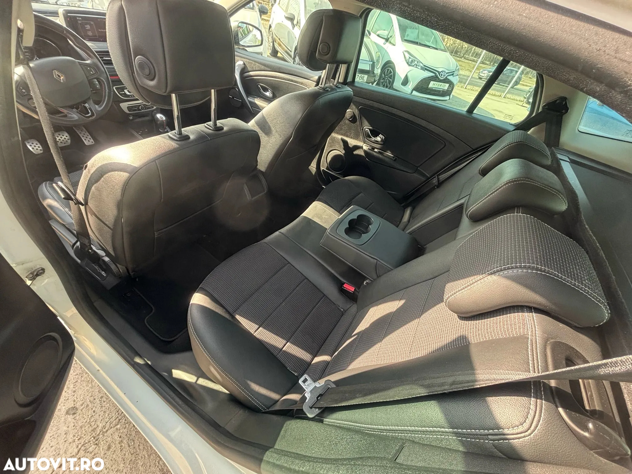 Renault Megane ENERGY dCi 110 GT LINE - 6