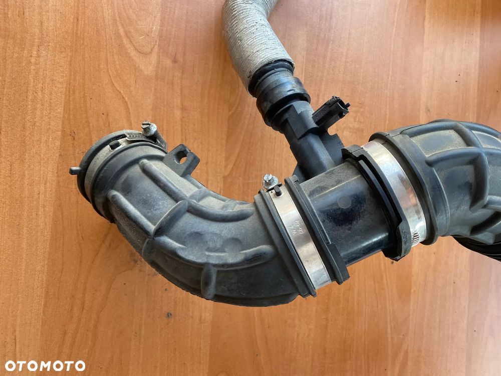 RURA PRZEWÓD WĄŻ POWIETRZA PRZEPŁYWOMIERZ FORD TRANSIT MK8 - 2