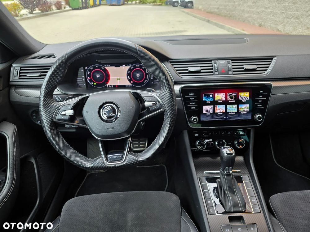 Skoda Superb 2.0 TDI SCR 4x4 Sportline DSG - 26