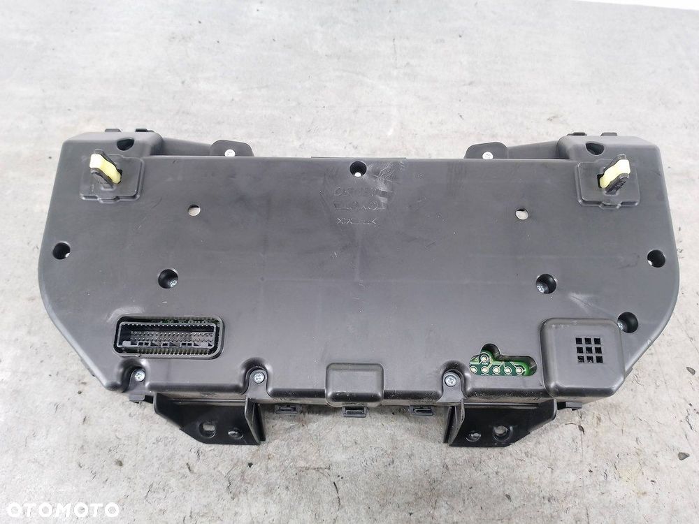 LICZNIK TOYOTA AVENSIS III T27 83800-05K20 DENSO 2.0 D-4D - 3