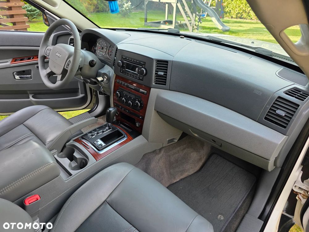 Jeep Grand Cherokee 5.7 V8 Limited - 22