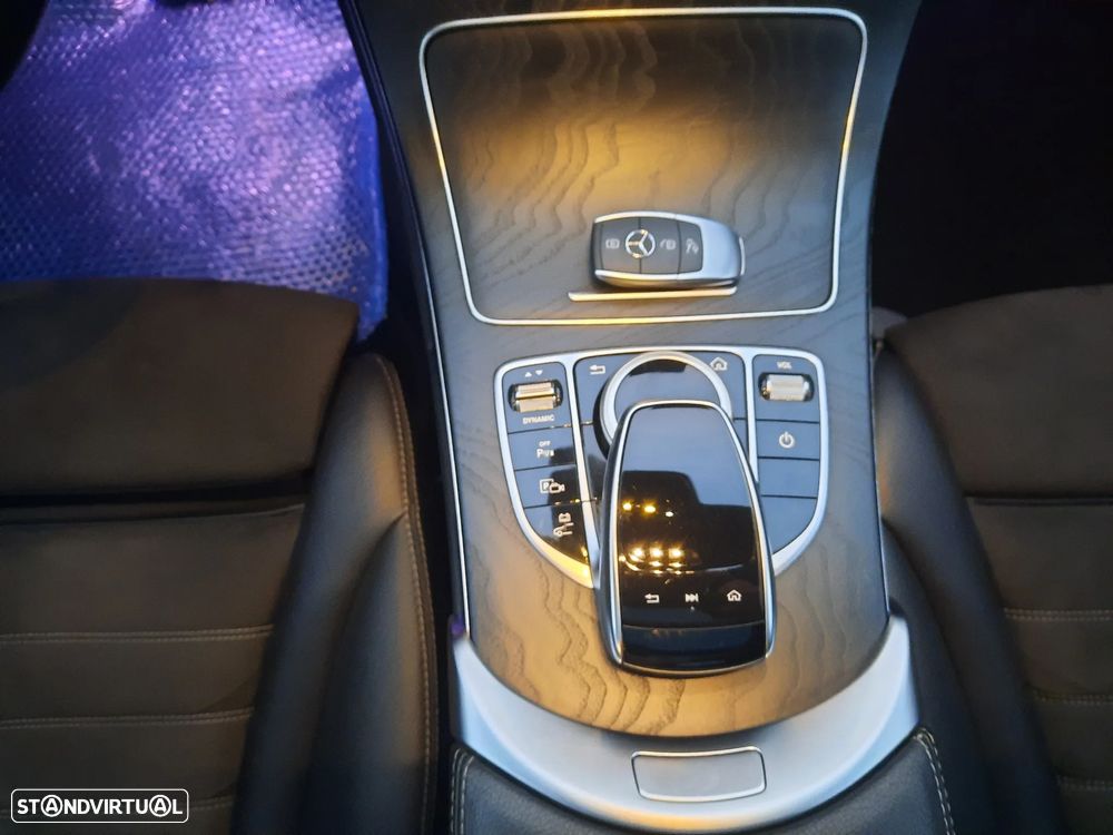 Mercedes-Benz C 300 de AMG Line - 34