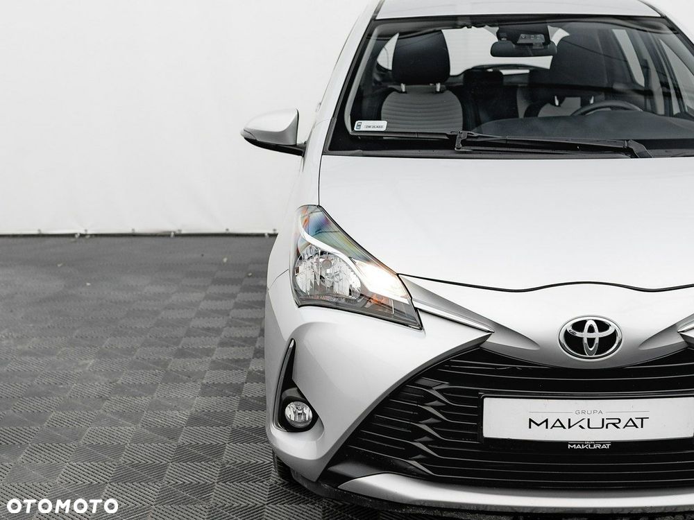 Toyota Yaris 1.5 Premium - 9