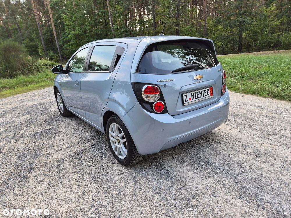 Chevrolet Aveo 1.6 LTZ - 10