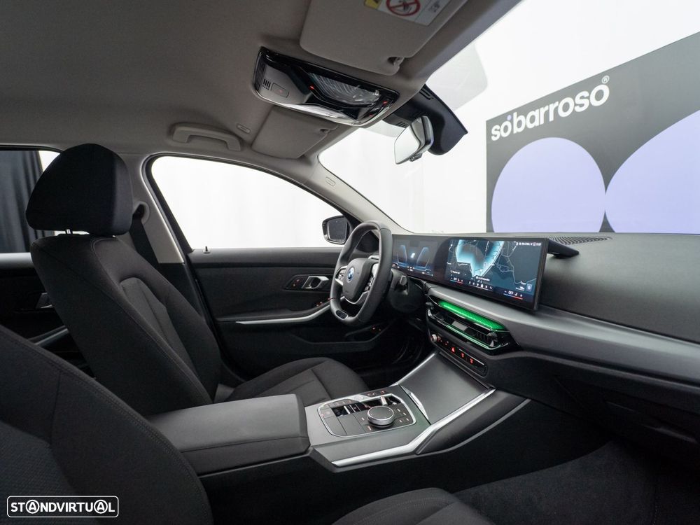 BMW 330 e Auto - 48