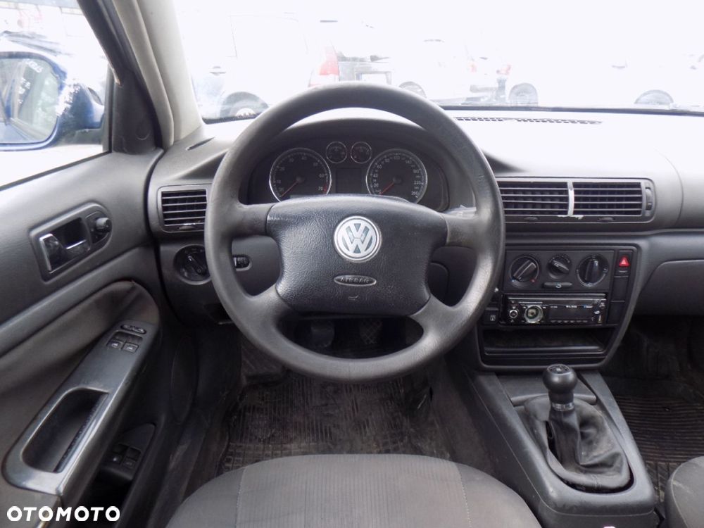 Volkswagen Passat Variant - 5