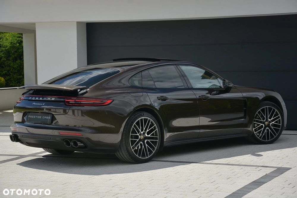 Porsche Panamera 4 - 4