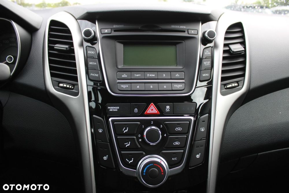 Hyundai i30 - 29