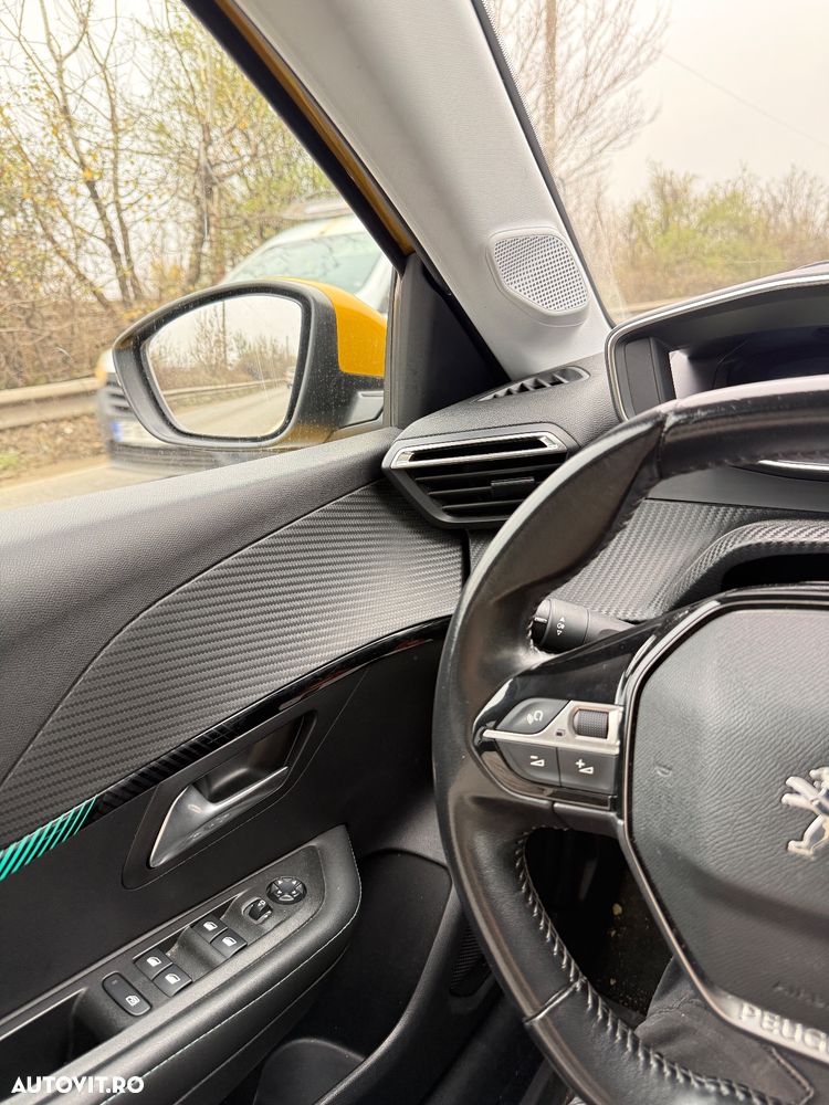 Peugeot 208 e-208 Allure Pack - 12