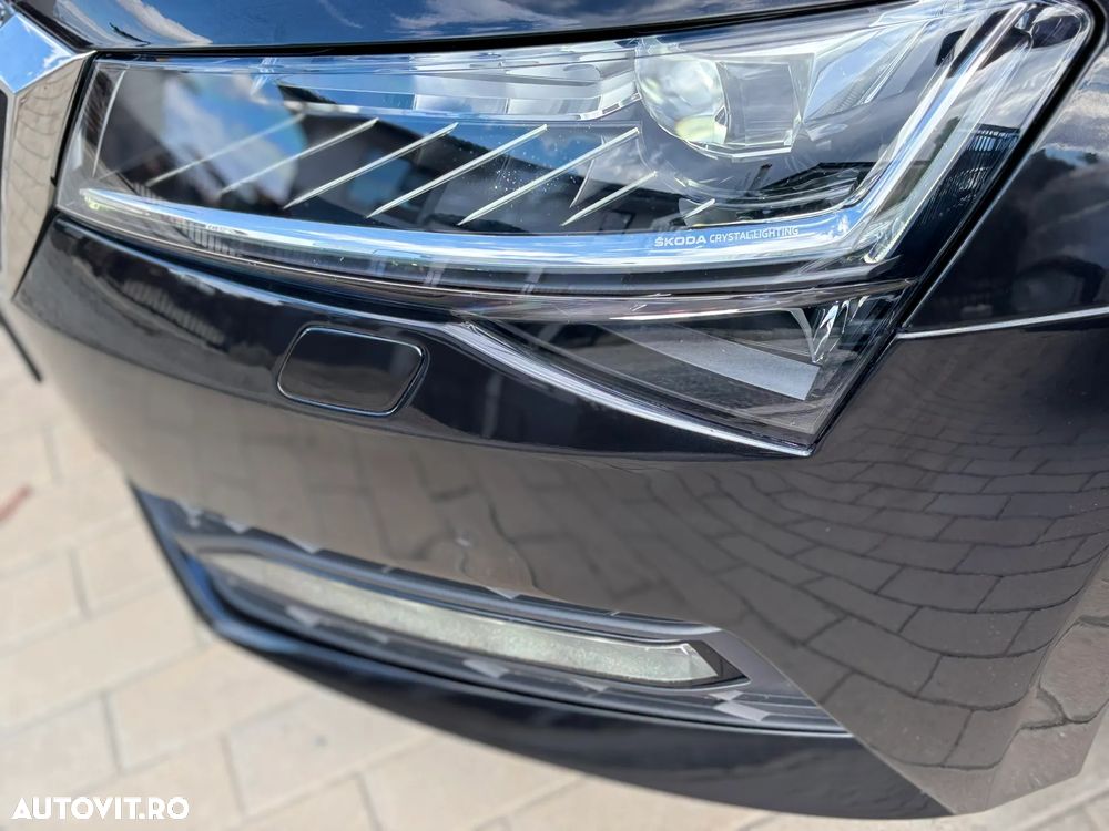 Skoda Superb 2.0 TDI DSG Ambition - 39