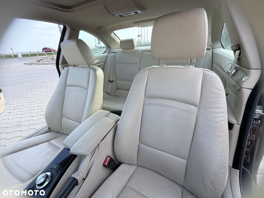 BMW Seria 3 320d - 14