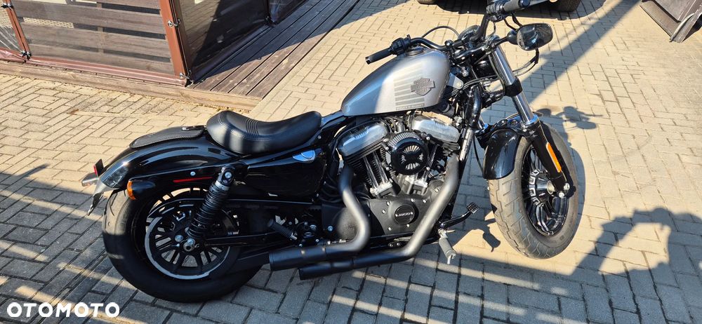 Harley-Davidson Sportster Forty-Eight - 2