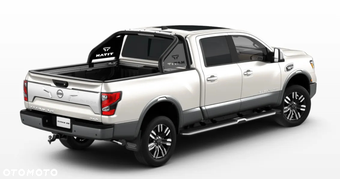 Nissan Titan - 5